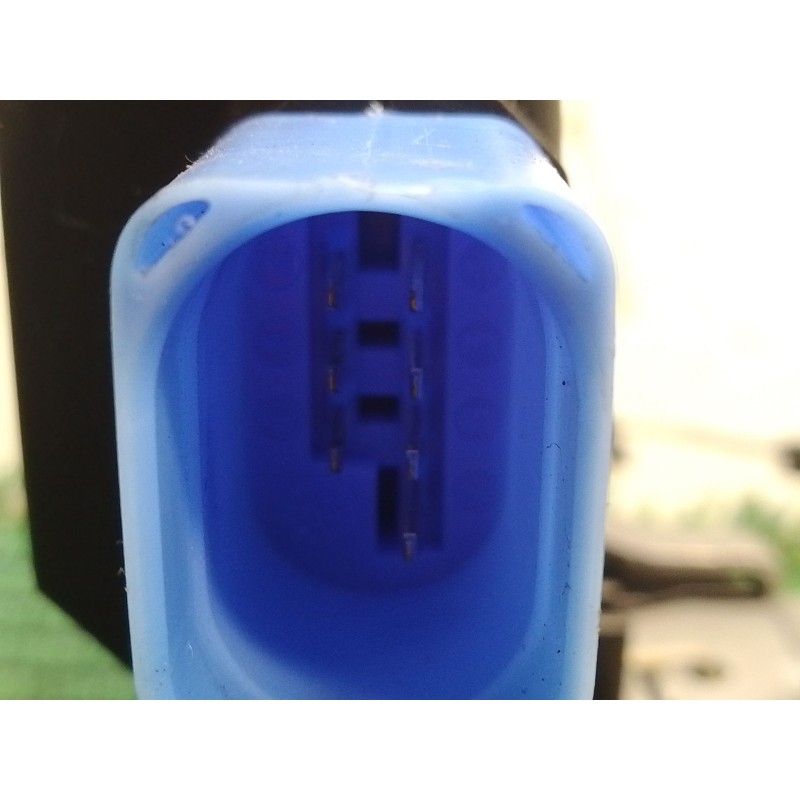 Recambio de cerradura puerta trasera izquierda para volkswagen touran (1t1, 1t2) 2.0 tdi 16v referencia OEM IAM 7L0839015D 7L083