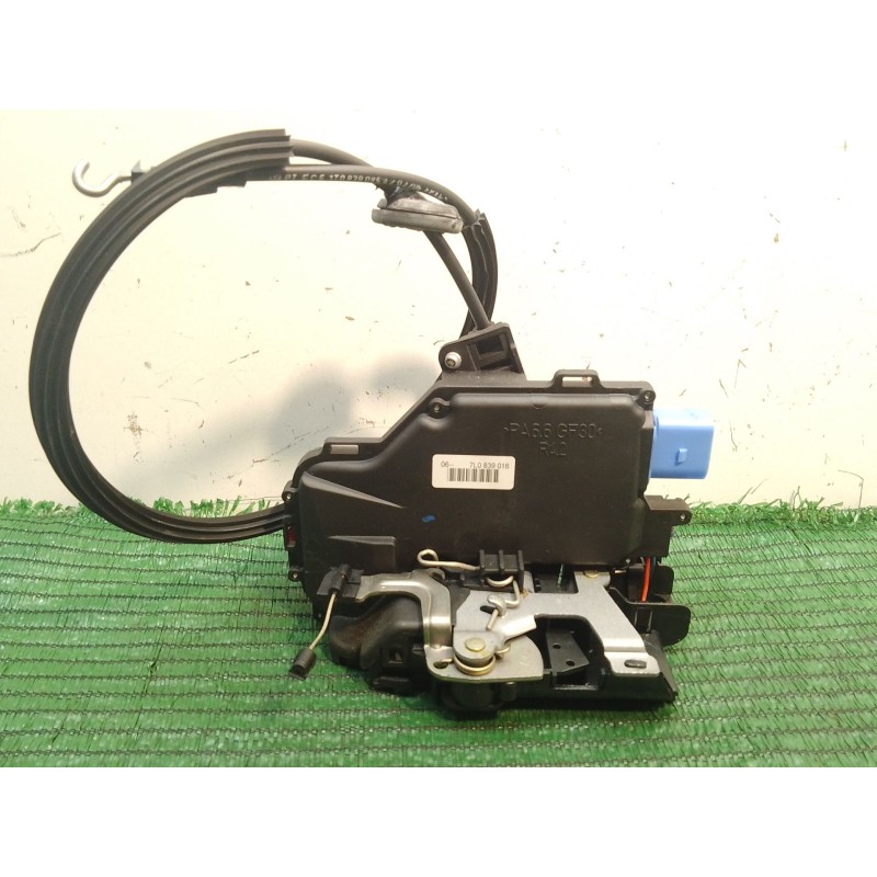 Recambio de cerradura puerta trasera derecha para volkswagen touran (1t1, 1t2) 2.0 tdi 16v referencia OEM IAM 7L0839016 7L083901