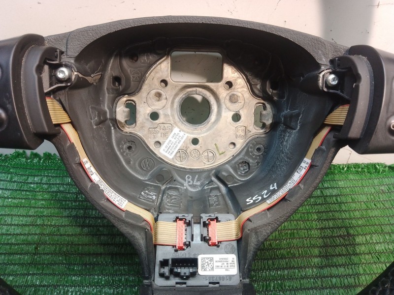 Recambio de volante para volkswagen touran (1t1, 1t2) 2.0 tdi 16v referencia OEM IAM   