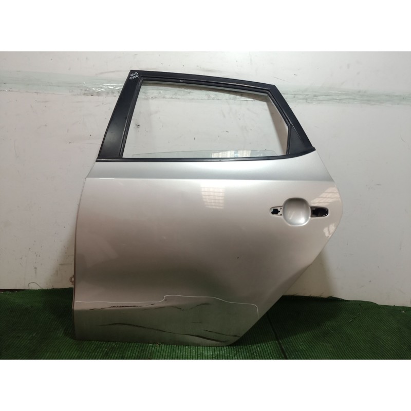Recambio de puerta trasera izquierda para hyundai i30 (fd) 1.6 referencia OEM IAM   