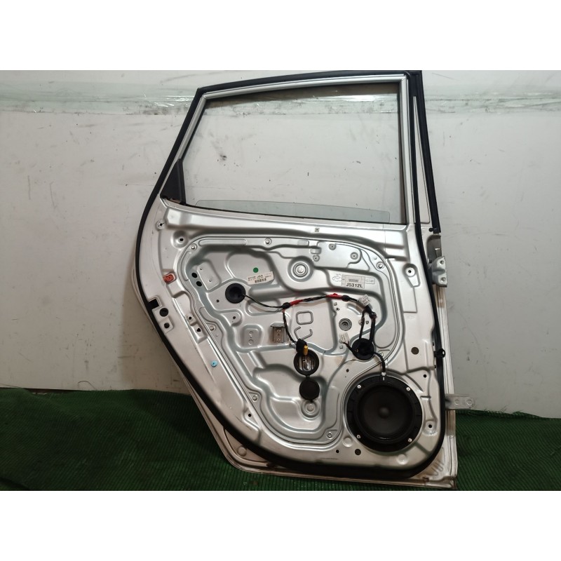Recambio de puerta trasera izquierda para hyundai i30 (fd) 1.6 referencia OEM IAM   