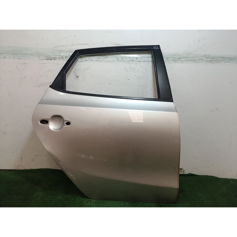 Recambio de puerta trasera derecha para hyundai i30 (fd) 1.6 referencia OEM IAM   