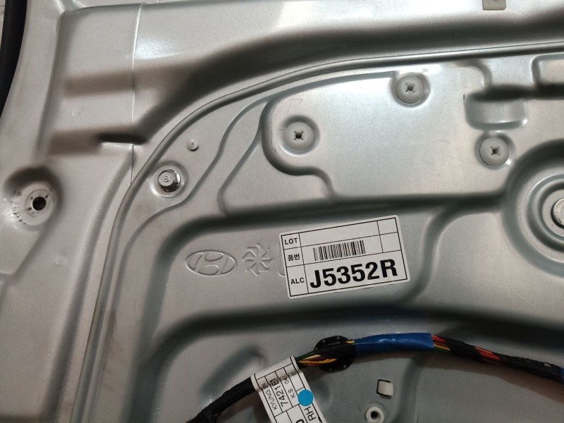 Recambio de puerta trasera derecha para hyundai i30 (fd) 1.6 referencia OEM IAM   