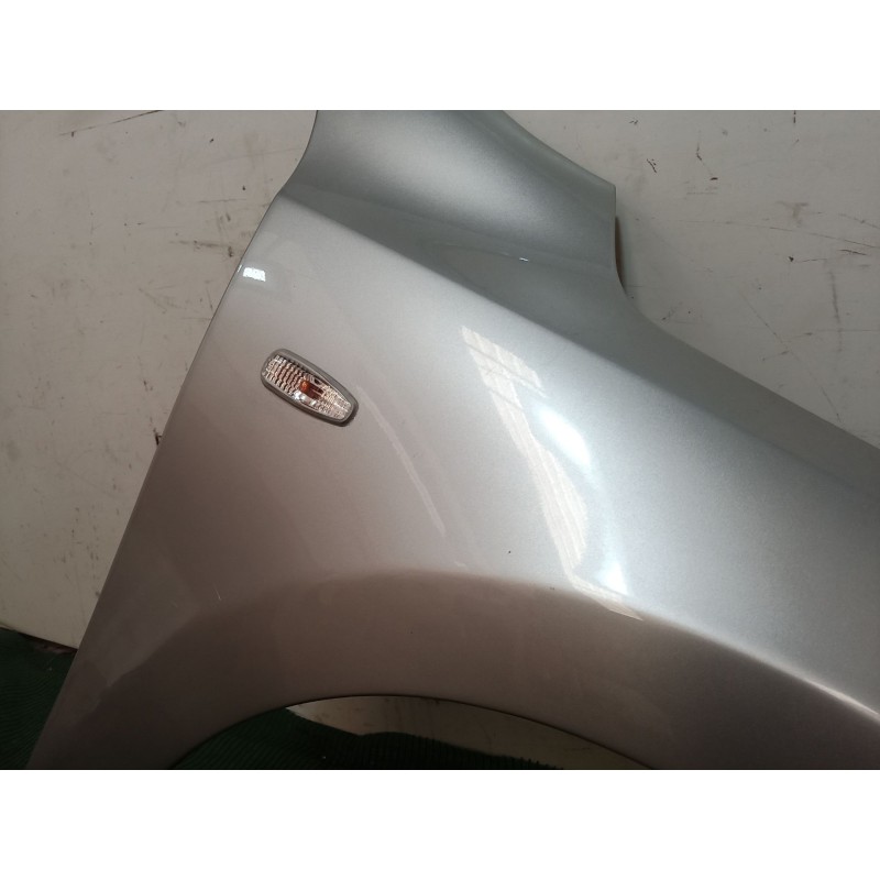 Recambio de aleta delantera derecha para hyundai i30 (fd) 1.6 referencia OEM IAM   