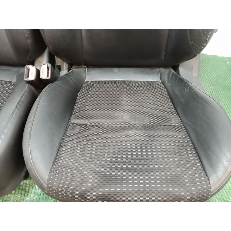Recambio de juego asientos completo para hyundai i30 (fd) 1.6 referencia OEM IAM   