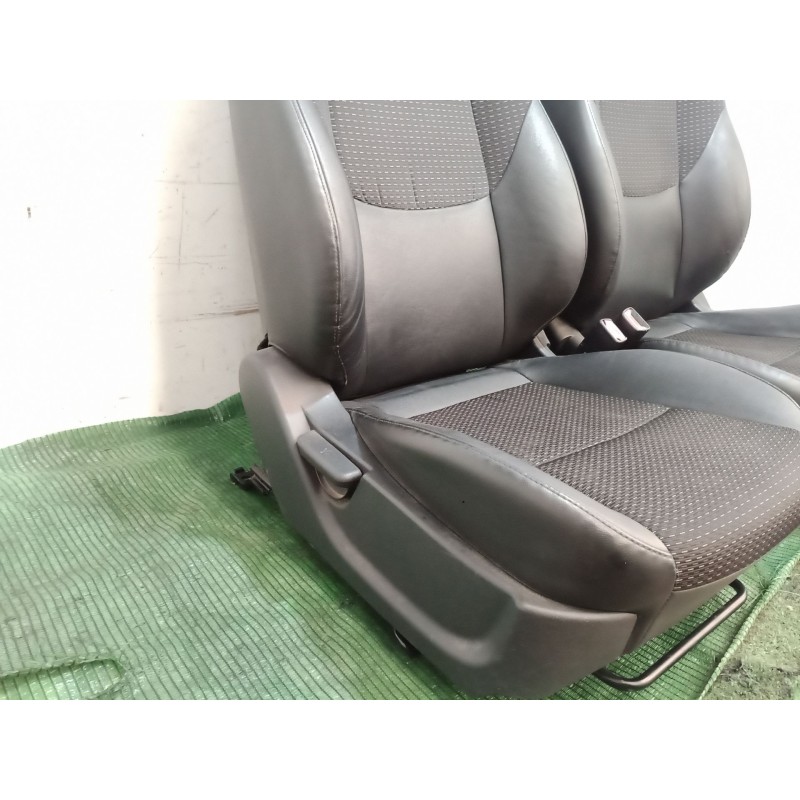 Recambio de juego asientos completo para hyundai i30 (fd) 1.6 referencia OEM IAM   