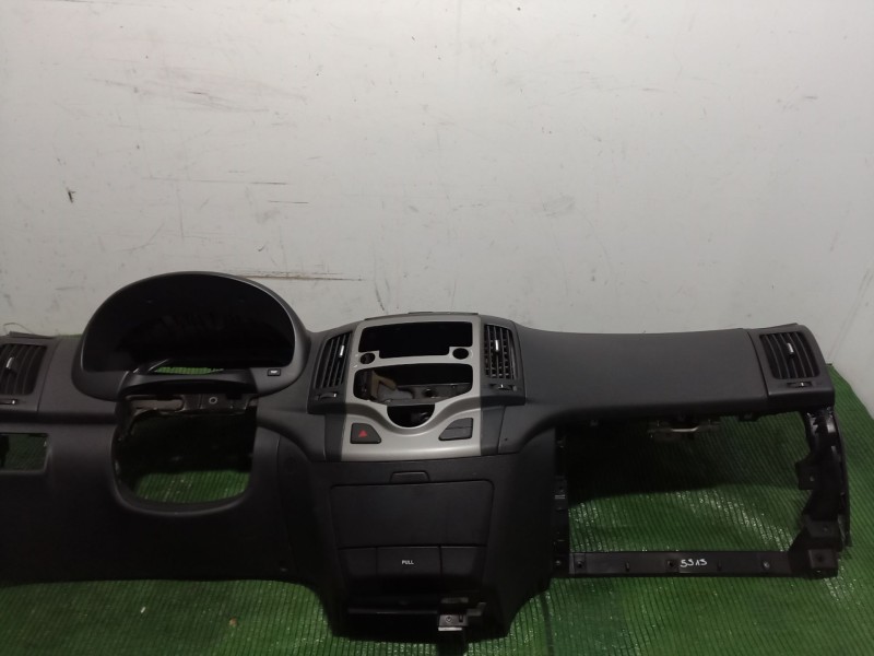 Recambio de salpicadero para hyundai i30 (fd) 1.6 referencia OEM IAM   