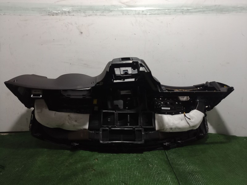 Recambio de salpicadero para hyundai i30 (fd) 1.6 referencia OEM IAM 845302H 845302H 845302H