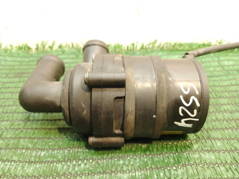 Recambio de bomba agua para volkswagen touran (1t1, 1t2) 2.0 tdi 16v referencia OEM IAM 9006333D 9684021C 04006