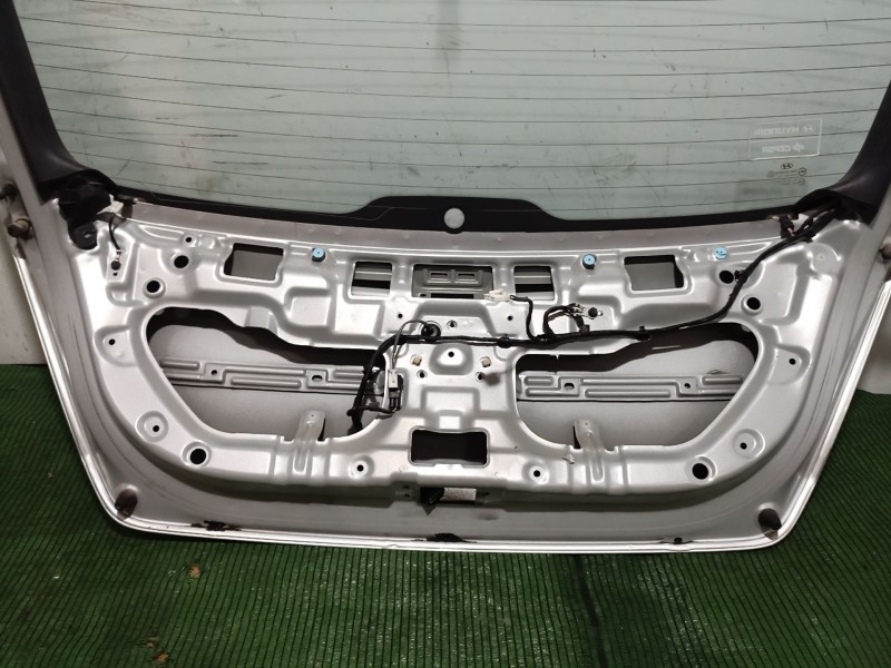 Recambio de porton trasero para hyundai i30 (fd) 1.6 referencia OEM IAM   
