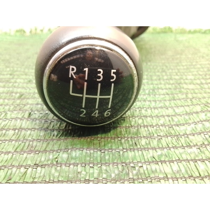 Recambio de pomo palanca cambio para volkswagen touran (1t1, 1t2) 2.0 tdi 16v referencia OEM IAM 1T0711456 1T0711113AEUTG 407065