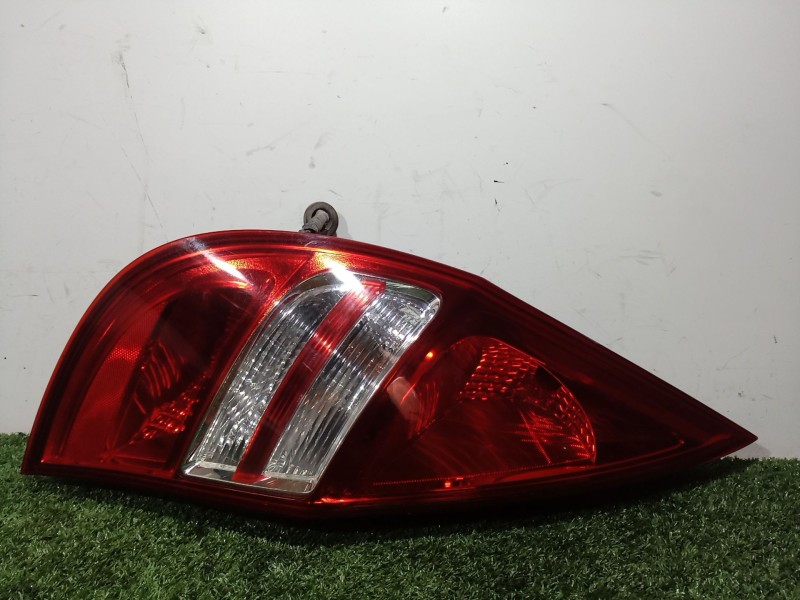 Recambio de piloto trasero izquierdo para hyundai i30 (fd) 1.6 referencia OEM IAM   