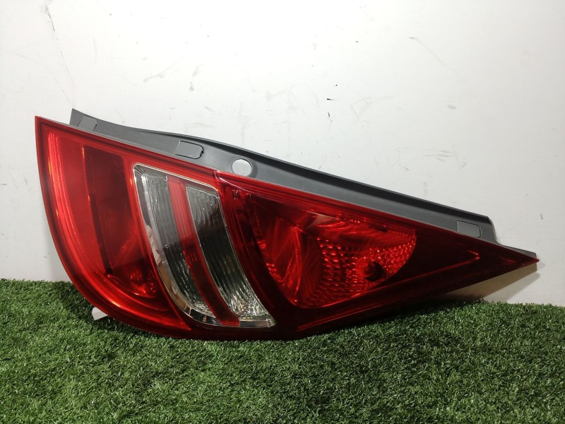 Recambio de piloto trasero derecho para hyundai i30 (fd) 1.6 referencia OEM IAM   