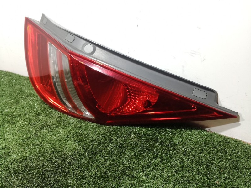 Recambio de piloto trasero derecho para hyundai i30 (fd) 1.6 referencia OEM IAM   