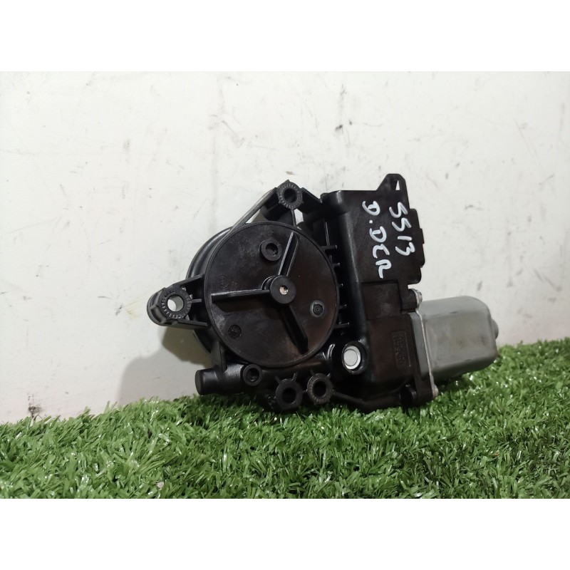 Recambio de motor elevalunas delantero derecho para hyundai i30 (fd) 1.6 referencia OEM IAM   