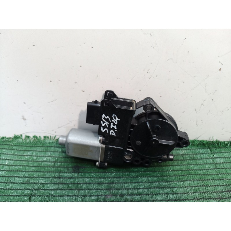 Recambio de motor elevalunas delantero izquierdo para hyundai i30 (fd) 1.6 referencia OEM IAM   