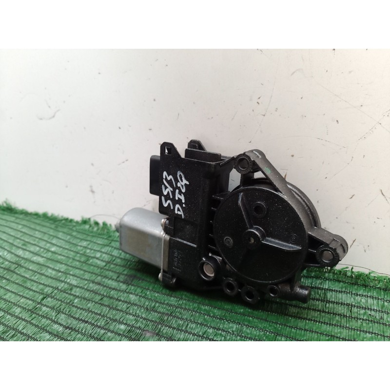 Recambio de motor elevalunas delantero izquierdo para hyundai i30 (fd) 1.6 referencia OEM IAM   