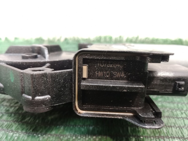 Recambio de motor elevalunas delantero izquierdo para hyundai i30 (fd) 1.6 referencia OEM IAM   