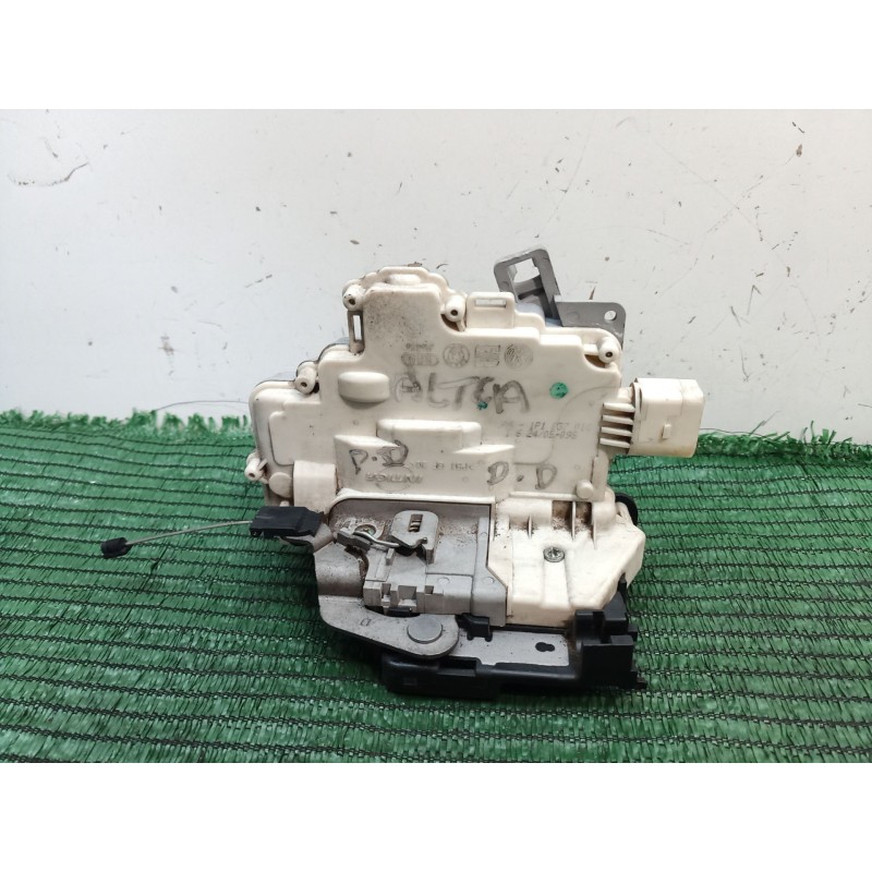 Recambio de cerradura puerta delantera derecha para seat altea (5p1) 1.9 tdi referencia OEM IAM   