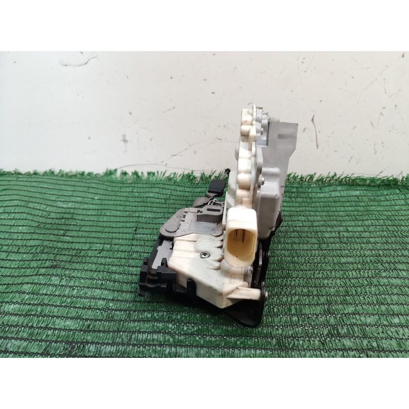 Recambio de cerradura puerta delantera derecha para seat altea (5p1) 1.9 tdi referencia OEM IAM   