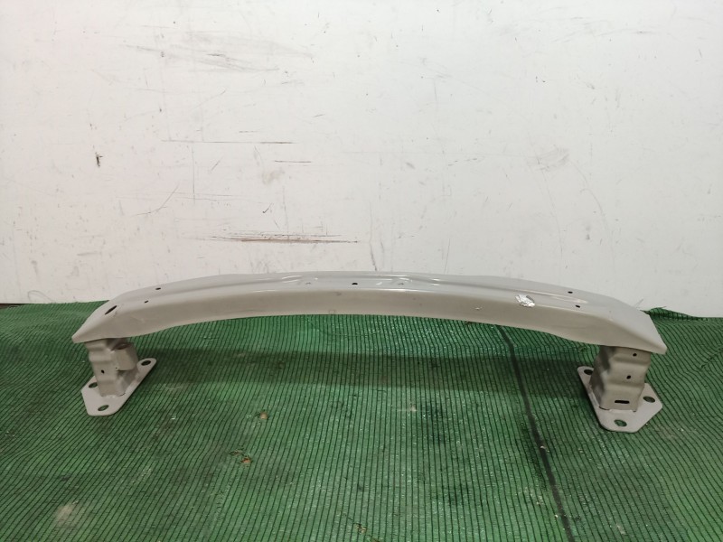 Recambio de refuerzo paragolpes delantero para renault zoe 2014 referencia OEM IAM   