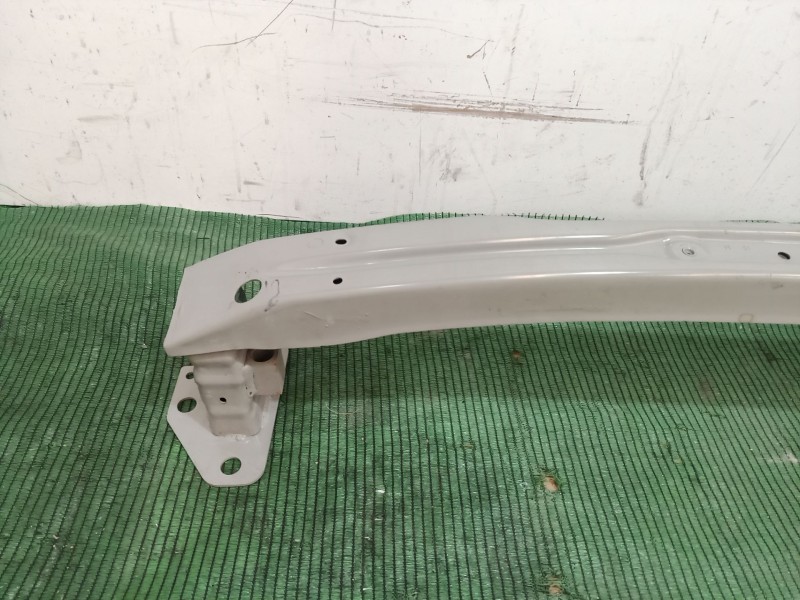 Recambio de refuerzo paragolpes delantero para renault zoe 2014 referencia OEM IAM   