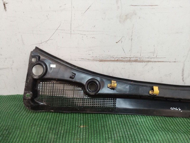 Recambio de torpedo para renault zoe 2014 referencia OEM IAM 668118 668118 668118