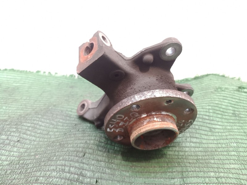 Recambio de mangueta delantera izquierda para renault zoe 2014 referencia OEM IAM   