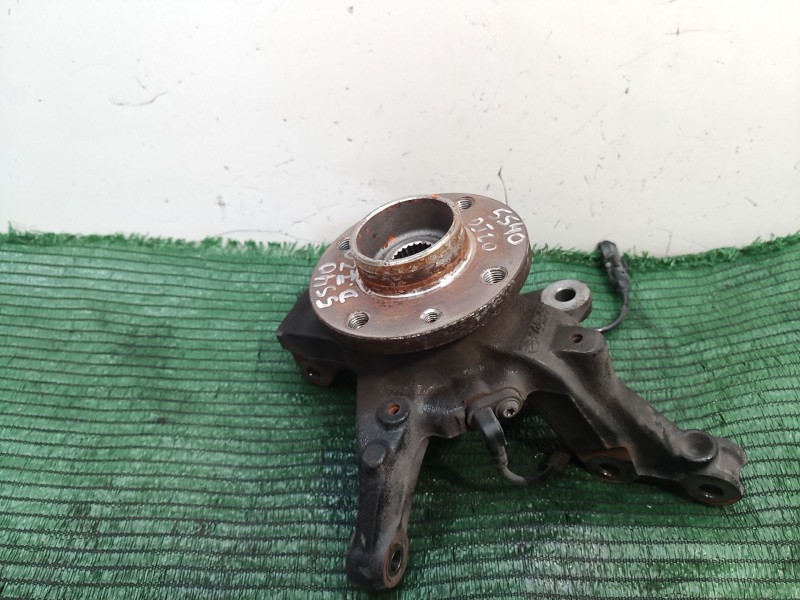 Recambio de mangueta delantera izquierda para renault zoe 2014 referencia OEM IAM   