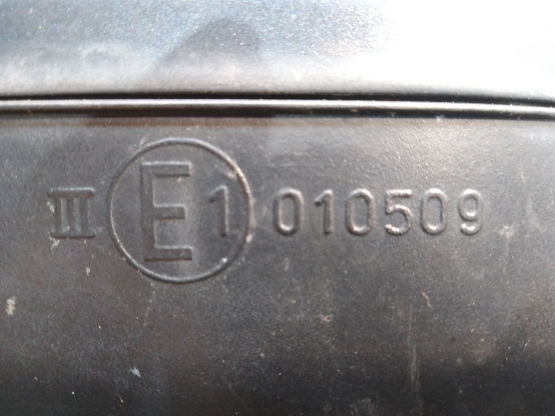 Recambio de retrovisor izquierdo para volkswagen golf iv (1j1) 1.4 16v referencia OEM IAM 010509 010509 010509