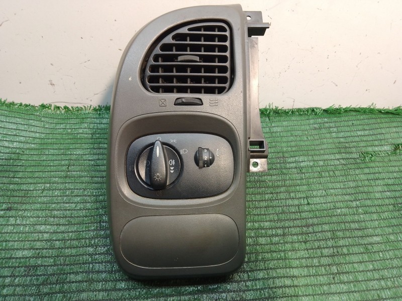 Recambio de rejilla aireadora para ford transit furgoneta (fa_ _) 2.0 di (fae_, faf_, fag_) referencia OEM IAM YC15V044B79 04052