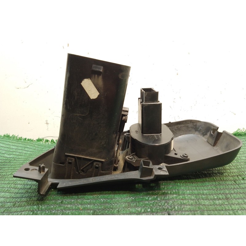 Recambio de rejilla aireadora para ford transit furgoneta (fa_ _) 2.0 di (fae_, faf_, fag_) referencia OEM IAM YC15V044B79 04052