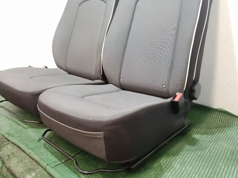 Recambio de juego de asientos completo para renault zoe 2014 referencia OEM IAM   