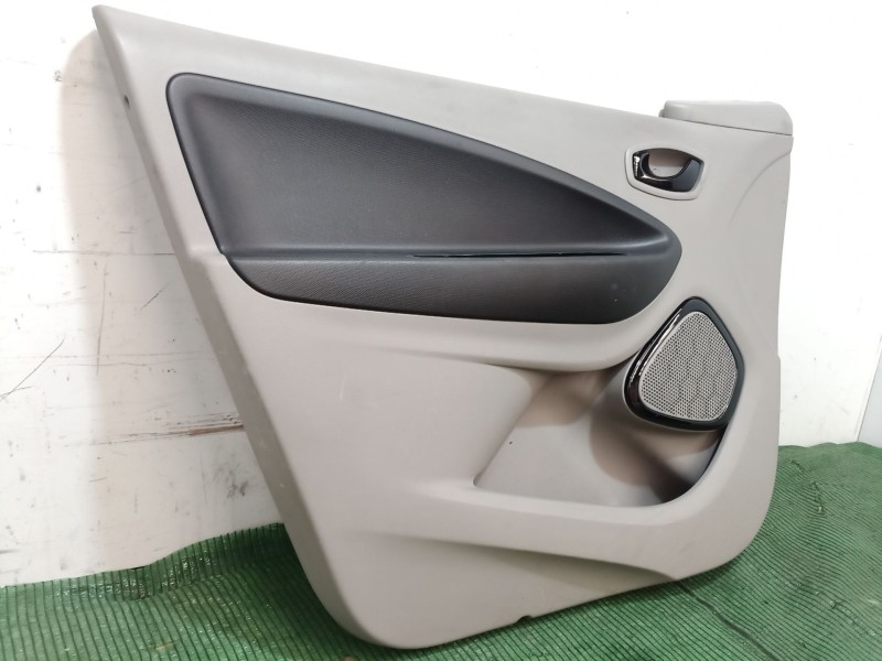 Recambio de guarnecido puerta delantera izquierda para renault zoe 2014 referencia OEM IAM   