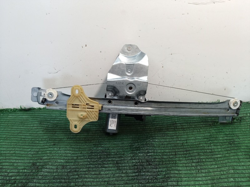 Recambio de elevalunas delantero derecho para renault zoe 2014 referencia OEM IAM   