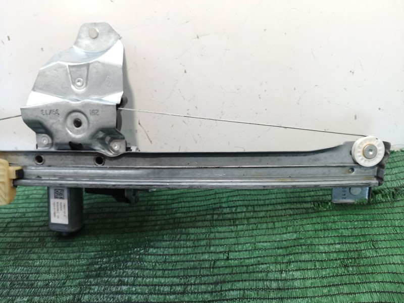 Recambio de elevalunas delantero derecho para renault zoe 2014 referencia OEM IAM   