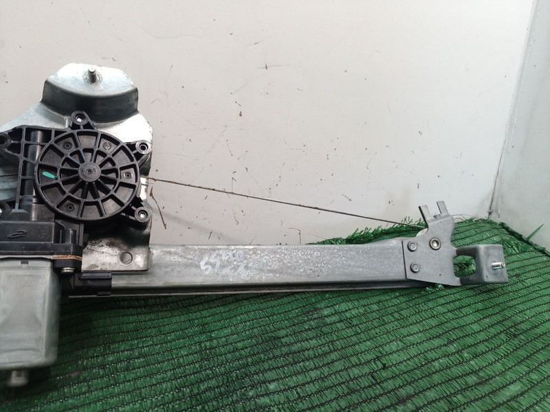 Recambio de elevalunas trasero izquierdo para renault zoe 2014 referencia OEM IAM   