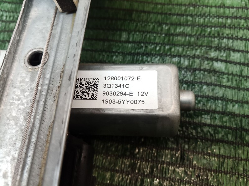 Recambio de elevalunas trasero izquierdo para renault zoe 2014 referencia OEM IAM   