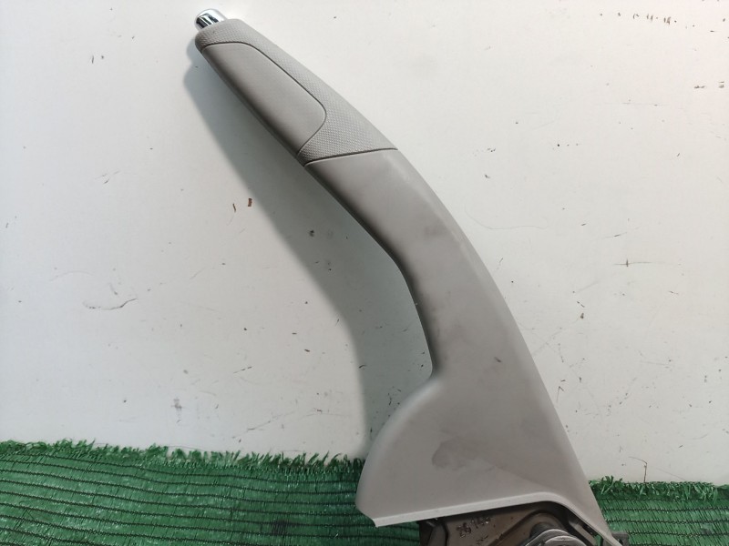 Recambio de palanca freno de mano para renault zoe 2014 referencia OEM IAM 360108714R 360108714R 360108714R