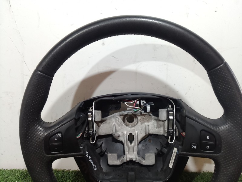 Recambio de volante para renault zoe 2014 referencia OEM IAM   