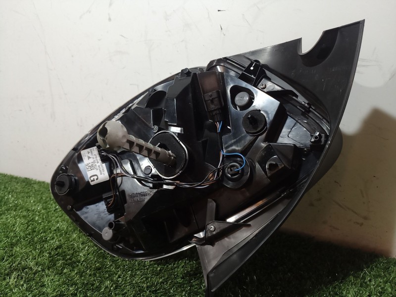 Recambio de piloto trasero izquierdo para renault zoe 2014 referencia OEM IAM   