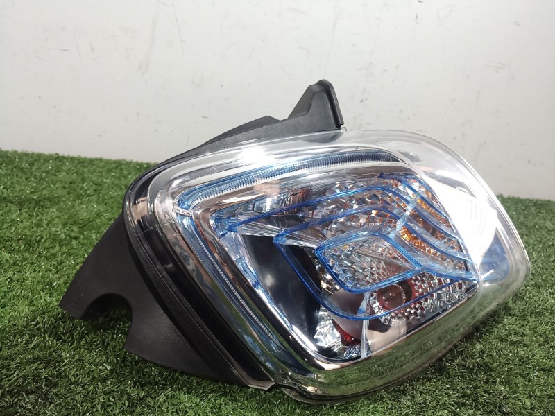 Recambio de piloto trasero derecho para renault zoe 2014 referencia OEM IAM   