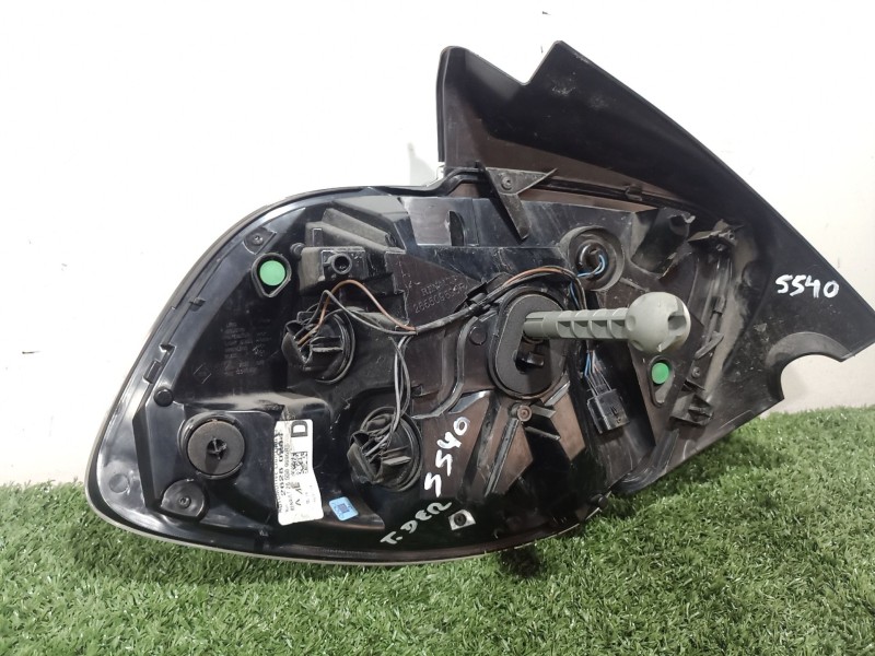 Recambio de piloto trasero derecho para renault zoe 2014 referencia OEM IAM   