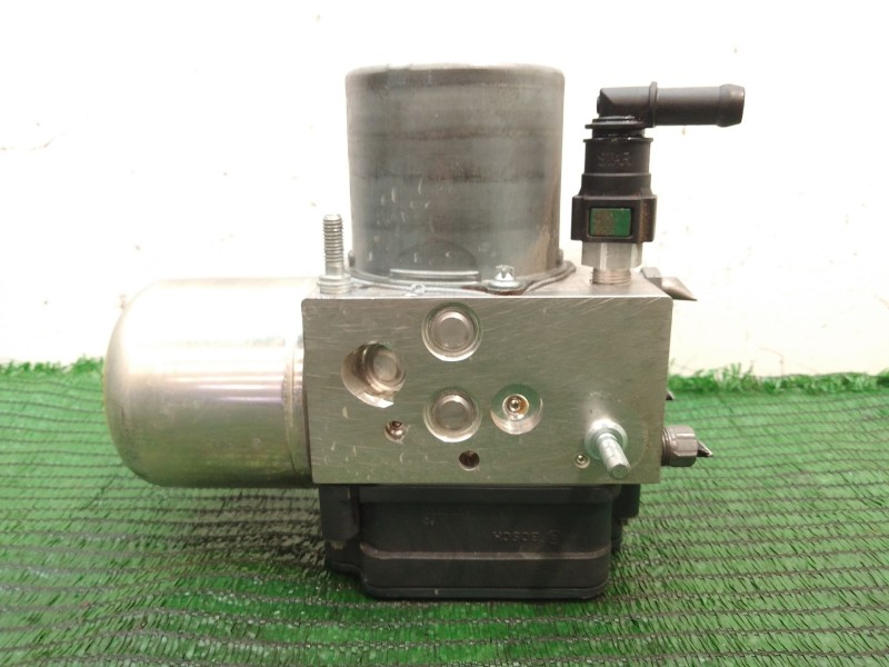 Recambio de abs para renault zoe 2014 referencia OEM IAM 472103058R 145226176 0265240036