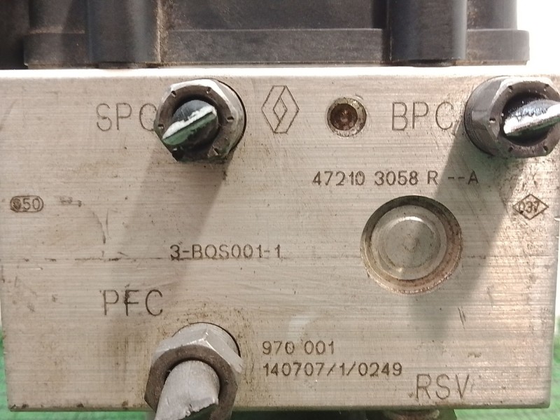 Recambio de abs para renault zoe 2014 referencia OEM IAM 472103058R 145226176 0265240036