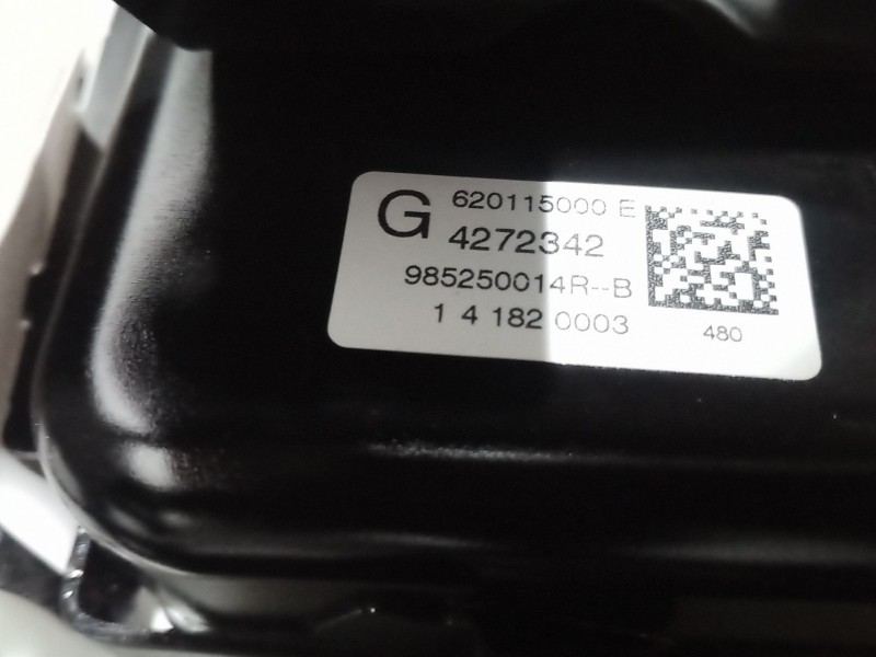 Recambio de salpicadero para renault zoe 2014 referencia OEM IAM   
