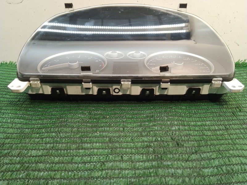 Recambio de cuadro instrumentos para hyundai i30 (fd) 1.6 referencia OEM IAM 940032L480 940032L480 11001039900H