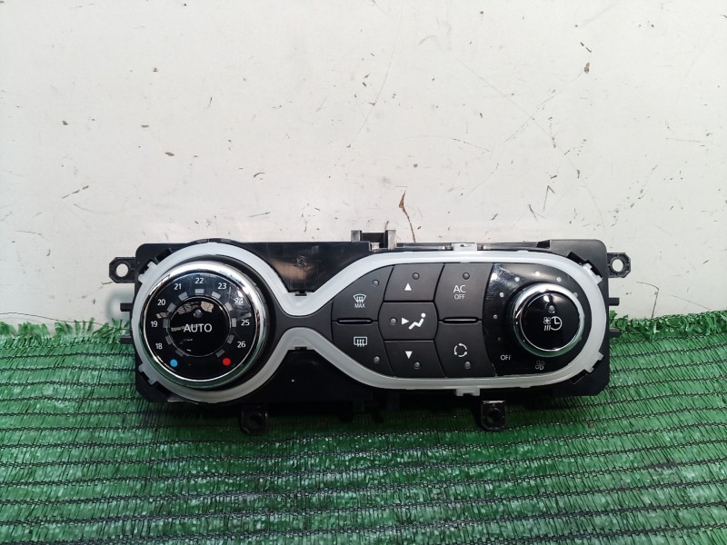 Recambio de mando climatizador para renault zoe 2014 referencia OEM IAM   