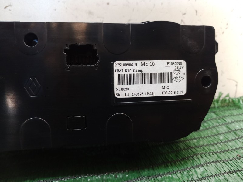 Recambio de mando climatizador para renault zoe 2014 referencia OEM IAM   