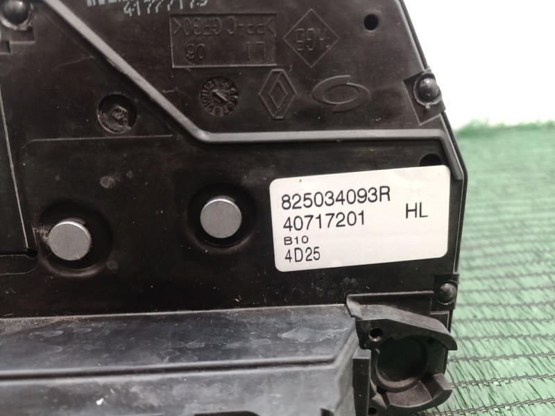 Recambio de cerradura puerta trasera izquierda para renault zoe 2014 referencia OEM IAM 825034093R 825034093R 825034093R